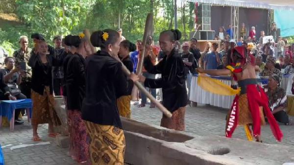 Tergerus Jaman, Tradisi Tabuh Lesung di Tuban Dihidupkan Kembali Lewat Festival