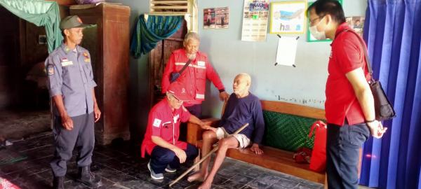 Bakti Sosial, PMI Sasar Warga dari Keluarga Miskin Ekstrem 