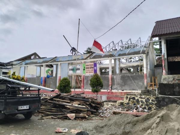 Pengerjaan Revitalisasi Satuan Pendidikan SDN 1 Sukaraja Diduga Asal-asalan