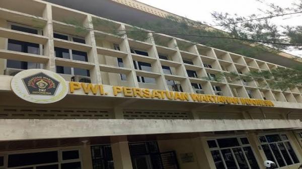 PWI Pusat Desak Klarifikasi atas Pencabutan Kartu Liputan Wartawan di Istana
