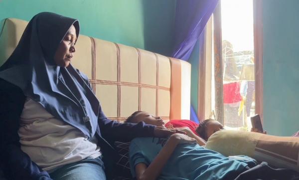 Seorang Santri di Lumajang Jadi Korban Keisengan Teman Tenggak Cairan HCL dalam Botol Minuman