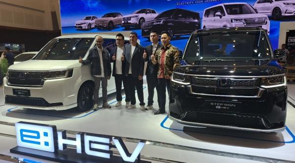 Penjualan Mobil di Jatim Anjlok, PAD dari BBNKB Turun Drastis