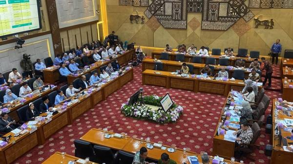 6.517 Siswa Terdampak Keracunan MBG, Presiden Prabowo Siapkan Perpres Tata Kelola