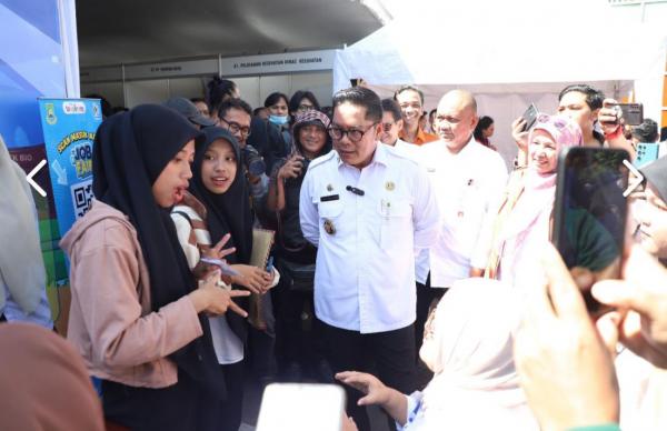 Tak Lagi Menganggur, 1.253 Warga Kota Tangerang Kini Punya Pekerjaan