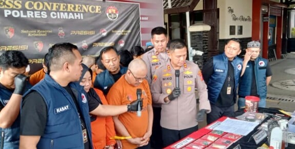 Penjual Baju di Pasar Baru Alih Profesi Edarkan Ganja Asal Aceh, Diciduk Bareng Istri Barunya