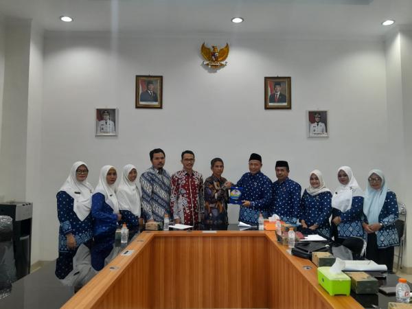 Ketua Himpaudi Pringsewu Taufik Qurrohim Minta DPRD Perjuangkan Status Guru PAUD Nonformal