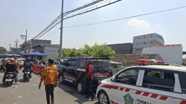 Bau Menyengat Reruntuhan Ponpes Al Khoziny Mulai Tercium, Evakuasi dengan Alat Berat Dimulai