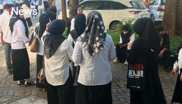 Jejak yang Terhapus: Guru Honorer Gowa Berjuang Kembali ke Data BKN