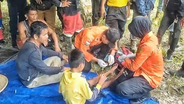 Anak 11 Tahun Hilang di Hutan Desa Sabuh Barito Utara Ditemukan Selamat oleh Tim SAR Gabungan