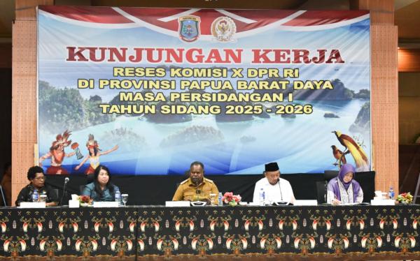 Kunker Komisi X DPR RI di Sorong Fokus Dorong Pemerataan Layanan Pendidikan Tinggi di Tanah Papua