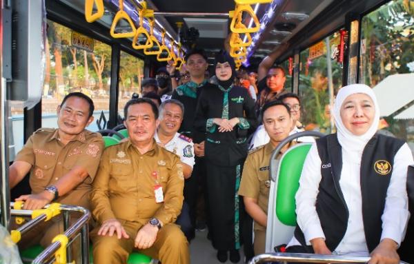 Resmi Beroperasi, Layanan Bus Trans Jatim Lamongan - Paciran Gratis Hingga 13  Oktober 2025