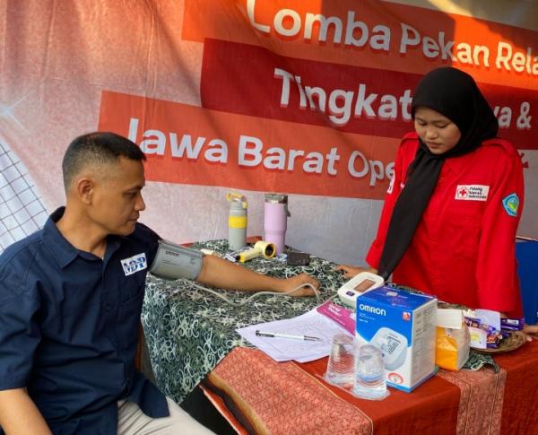 Wujud Pengabdian Mahasiswa: KSR PMI Unwir Hadirkan Layanan Kesehatan Gratis di Kampus