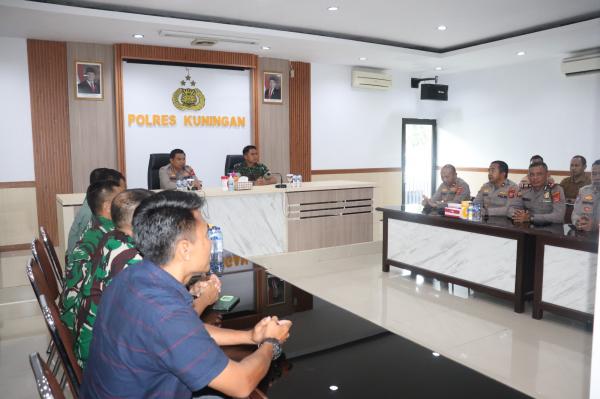 Sambangi Pejabat Forkopimda, Dandim Paparkan Skema Kopdes Merah Putih