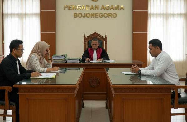 1.620 Istri Gugat Cerai di Bojonegoro, Nafkah Tak Layak Jadi Alasan Terbesar