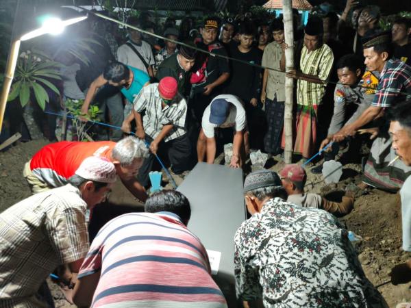 Tangis Perpisahan di Singopadu Sidoarjo: Fairuz, Santri Tekun yang Pergi di Usia Muda