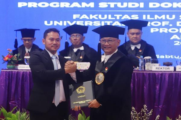 Ariawan Jadi Ketua KWP Pertama yang Raih Doktor dengan Nilai Cumlaude