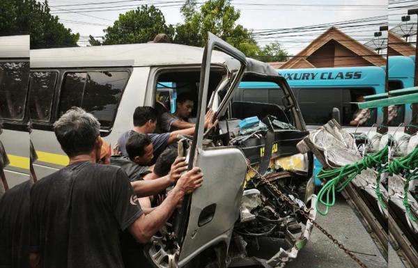 Tabrakan Truk vs Elf di Jalur Bojonegoro–Babat, Begini Kronologi dan Kondisi Korban