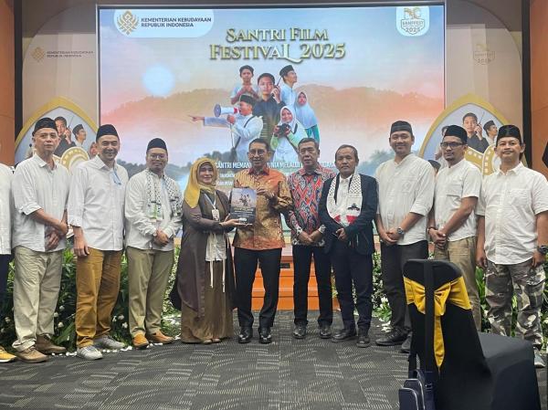 Breaking Budaya! Fadli Zon Luncurkan SANFFEST 2025, Santri Jadi Sineas Dadakan