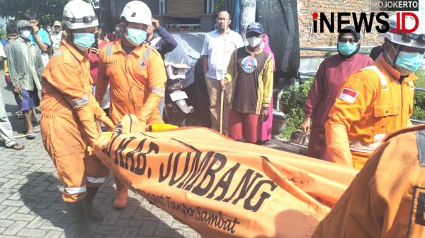 Jombang Gempar, Bu Guru Ditemukan Tewas Membusuk di Rumah