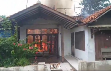 Kebakaran Hebat di Palimanan Cirebon, Pria Ditemukan Tewas Gosong di Kamar Tidur
