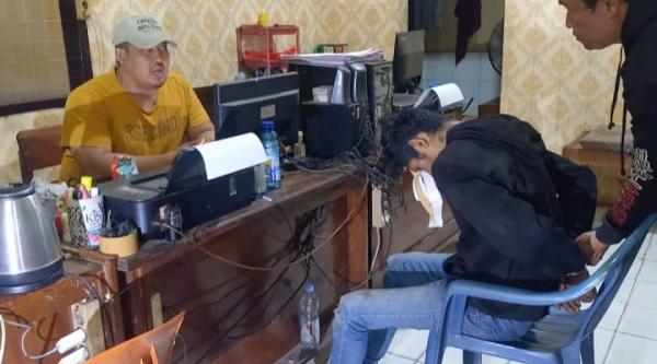 Tepergok Pemilik, Pencuri Burung Kicau di Jombang Nyaris Tewas Dihajar Warga