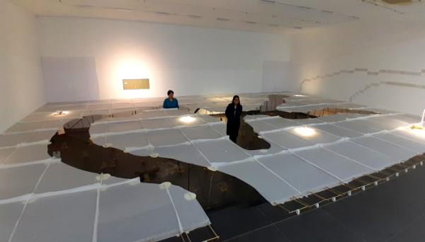 Pameran Aurora Arazzi di ArtSociates, Menemukan Makna Lewat Setiap Langkah