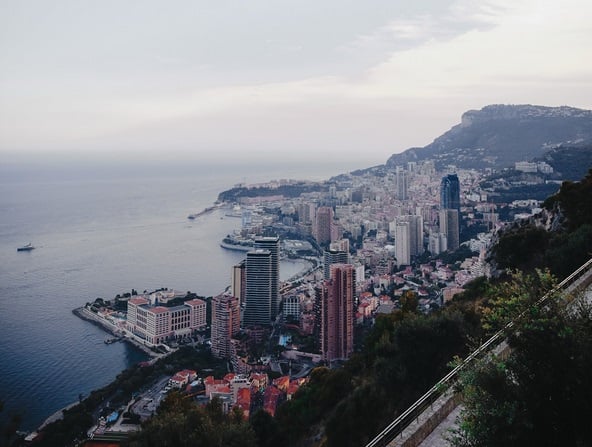 10 Negara Terkaya Dunia 2026, Tetangga Indonesia Urutan 7