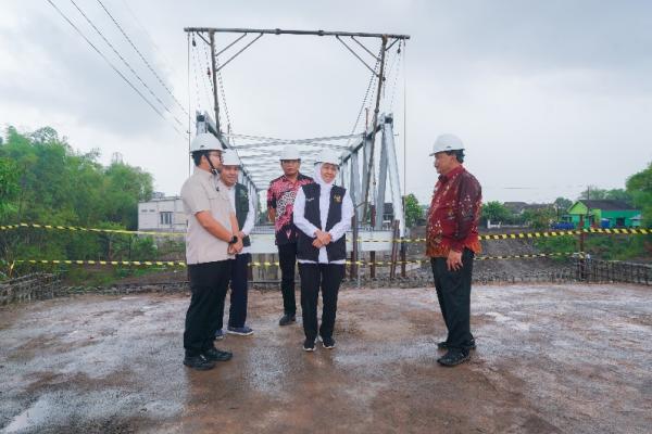 Jembatan Kutorejo Nganjuk Siap Dibuka Bulan Depan
