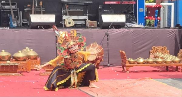 Sekolah di Surabaya Ini Gelar Bulan Bahasa 2025, Latih Kemampuan Bahasa dan Jurnalistik Siswa