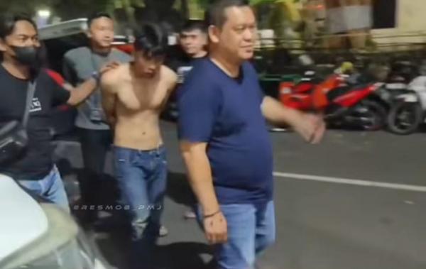 Baku Tembak di Mustika Jaya Bekasi! 2 Maling Motor Bersenjata Api Diringkus Polda Metro Jaya