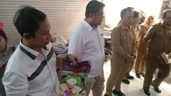 Satgas Pangan Tindak Tegas Penjual Beras SPHP di Atas HET