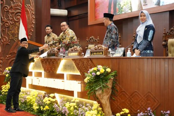 Modal BPR Jatim Naik Rp500 Miliar, Akses Pembiayaan UMKM Semakin Luas