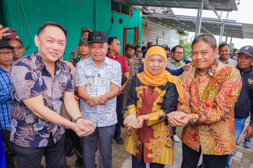 Gubernur Khofifah Lepas Ekspor 10 Ton Kopi Java Ijen Raung ke Taiwan