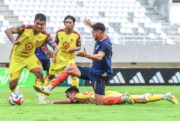 Potret Derby Satu Kota  Sumsel United Melawan Sriwijaya FC Berakhir Imbang