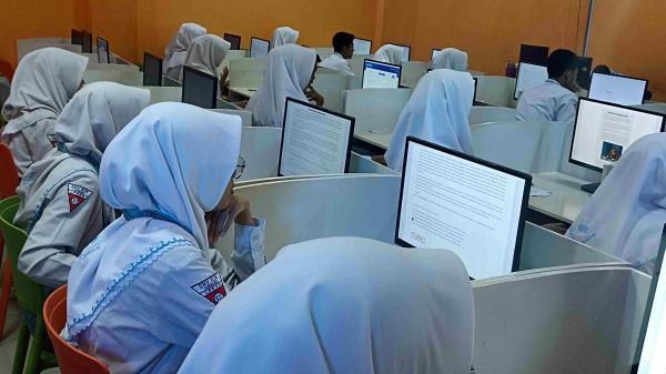 Persiapan Singkat, Tes Kompetensi Akademik 2025 di Jombang Diikuti Ribuan Siswa
