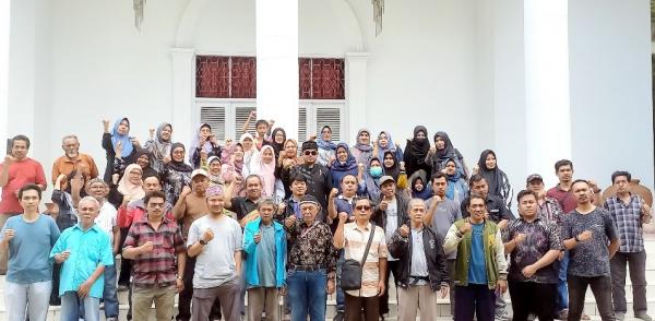 Delapan Bulan Pasca Kebakaran, Pedagang Pasar Juma’ah Purwakarta Masih Terlantar Tanpa Solusi Jelas