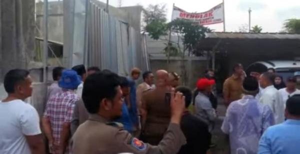 Warga Pondok Hijau Ciputat Tolak Akses Jalan Baru, Lurah Pisangan Sebut Izin Lengkap
