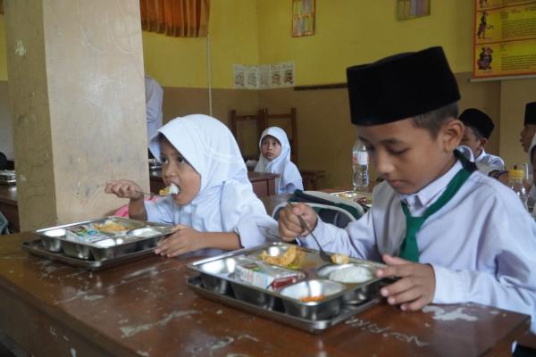 Ribuan Siswa PAUD Hingga SMA di Mlonggo Jepara Disasar MBG, Tersebar di 3 Desa