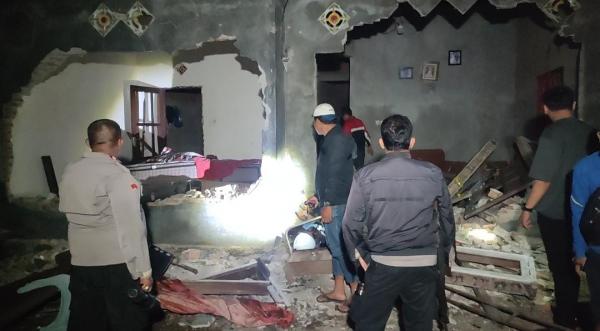 Rumah Pelaku Pembunuhan Mertua dan Menantu di Gowa Dirusak Massa, 9 Orang Diamankan