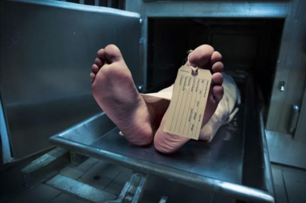 BREAKING NEWS Teknisi Tewas Terjepit Lift di Restoran Surabaya