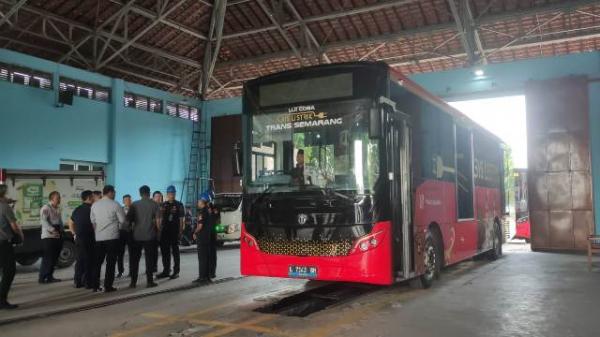 Wali Kota Semarang Minta Persetujuan Pembiayaan Bus Listrik Rute Koridor Satu di 2026 ke DPRD