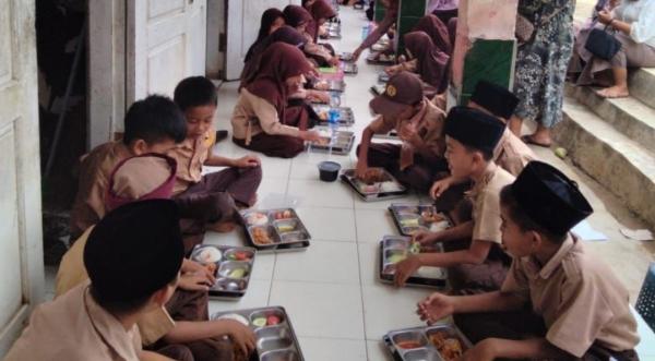Lebak Kejar Sertifikasi Higiene, Baru 10 dari 44 Unit SPPG Kantongi SLHS