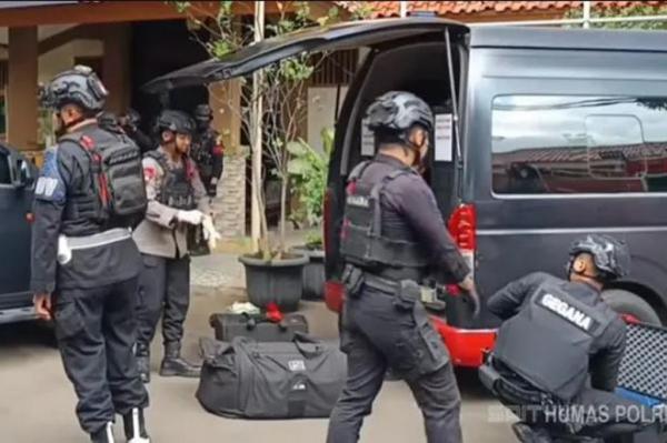 Pelaku Peledakan SMAN 72 Jakarta Rakit Bom dari Tutorial Internet, Sering Kunjungi Situs Gelap