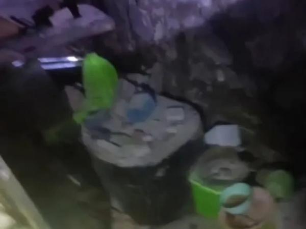 Dua Rumah di Cilegon Rusak Tertimpa Batu Besar yang Jatuh dari Tebing