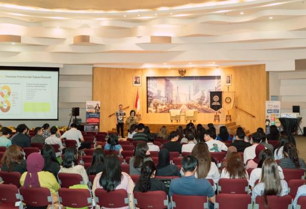 Gaya Hidup Digital, Mahasiswa Prasetiya Mulya Didorong Melek Finansial