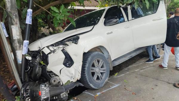Kecelakaan Maut di Jalan Bojonegoro-Cepu, Hilux vs Vario 1 Korban Meninggal Dunia