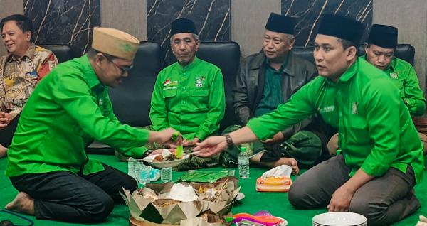 Gus Dur Ditetapkan Sebagai Pahlawan Nasional, Ini yang Dikatakan Ketua PKB Sidoarjo Abdillah Nasih