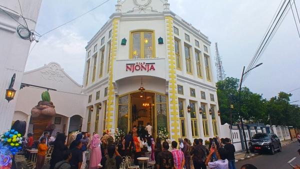 Unik! Berasa di Zaman Hindia Belanda, Bistro Tjap Njonja Jadi Ruang Kreatif Anak Muda Bojonegoro