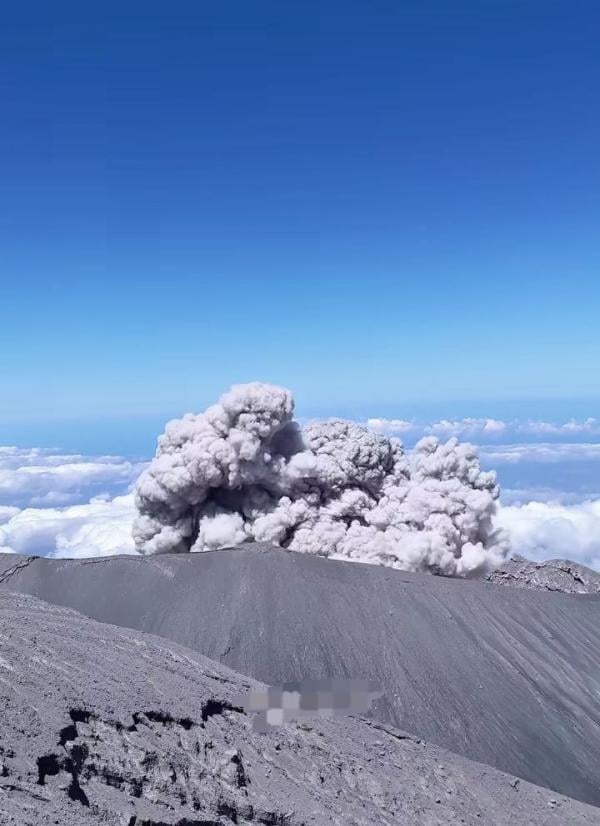 Bandara Juanda Tetap Beroperasi Normal di Tengah Status Awas Semeru