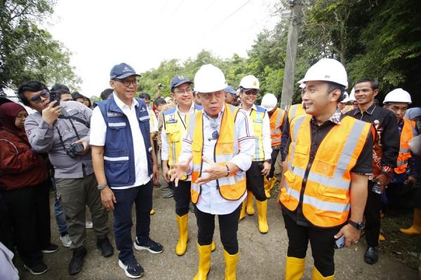 Dari Air ke Harapan: Warga Karangligar Menanti Solusi Banjir